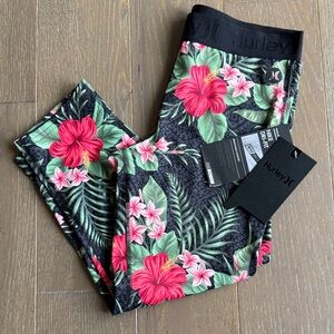 NWT- HURLEY + Nike Dri-Fit Tropical Print Crop Leggings